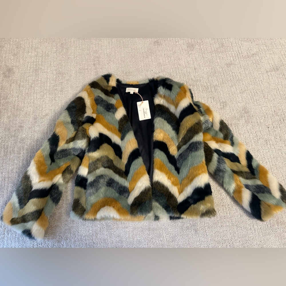 NWT-Skies are Blue jacket